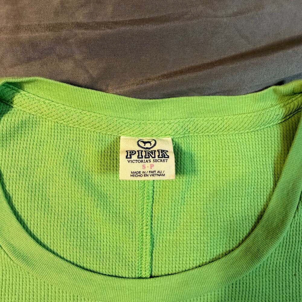 Victoria's Secret PINK Long Sleeve Thermal Top - Picture 2 of 8